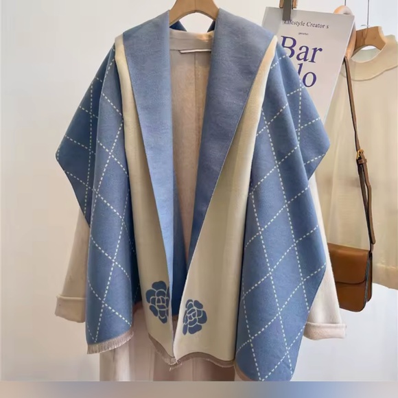 Un brand Accessories - Luxury cashmere scarf